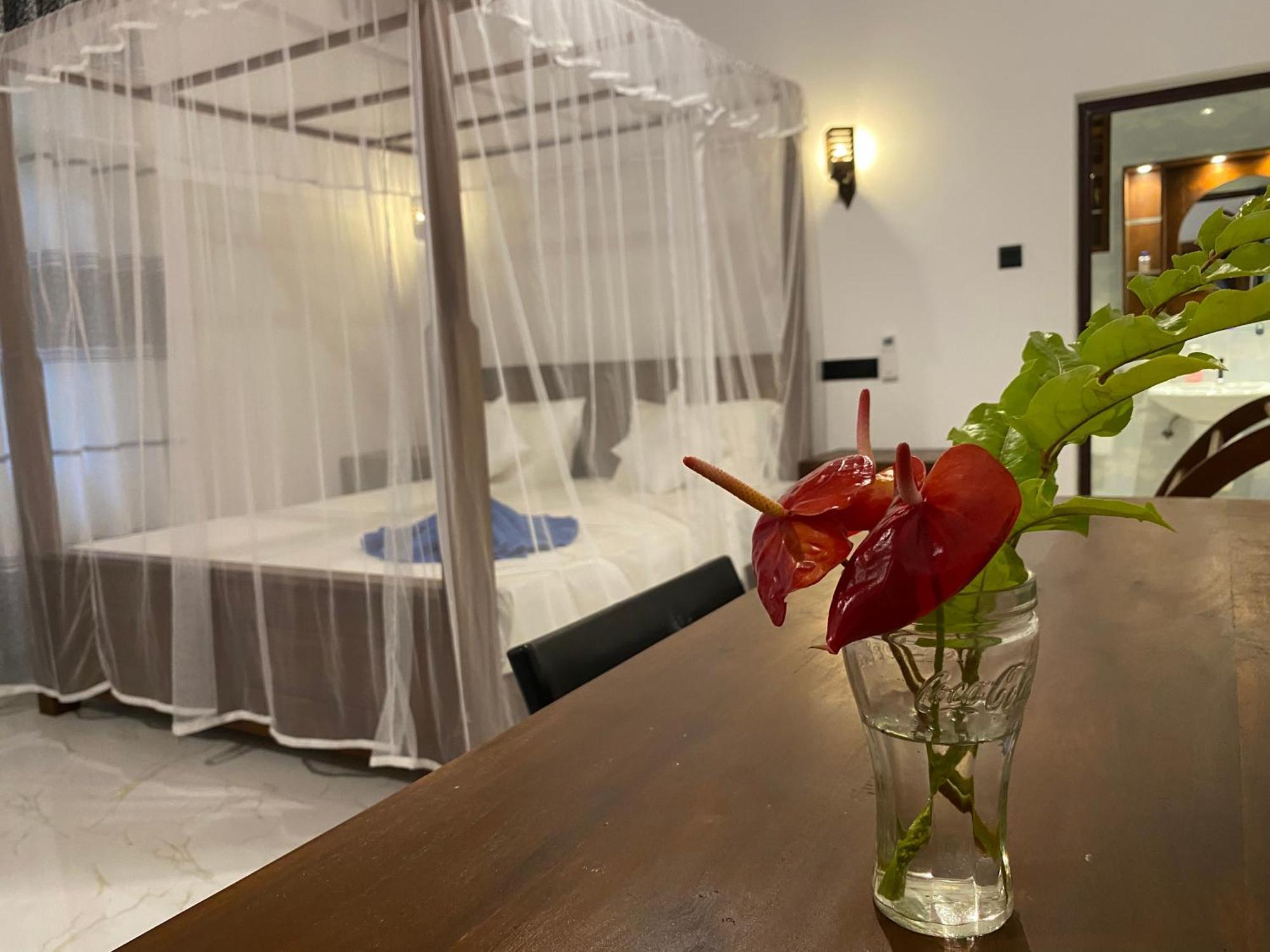 See Turtle Villa Tangalle Exterior photo